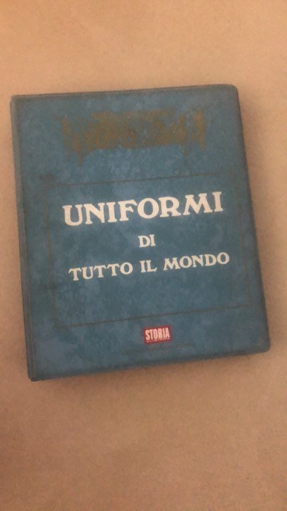uniformi di tutto il mondo | Immagine Gallery 2