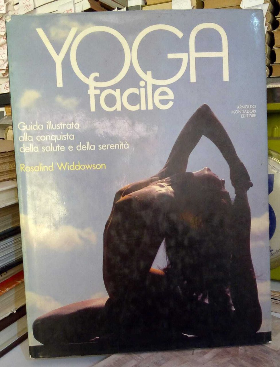 Yoga facile. Guida illustrata alla conquista della salute e della … | Immagine principale