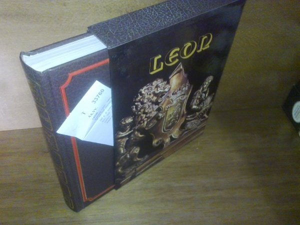 LEON. | Immagine principale