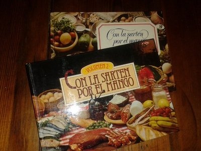 CON LA SARTEN POR EL MANGO (2 VOLUMENES)