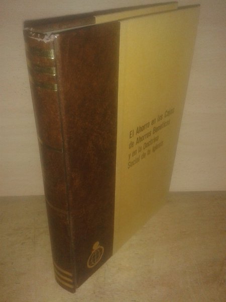 EL AHORRO EN LAS CAJAS DE AHORROS BENEFICAS Y EN …