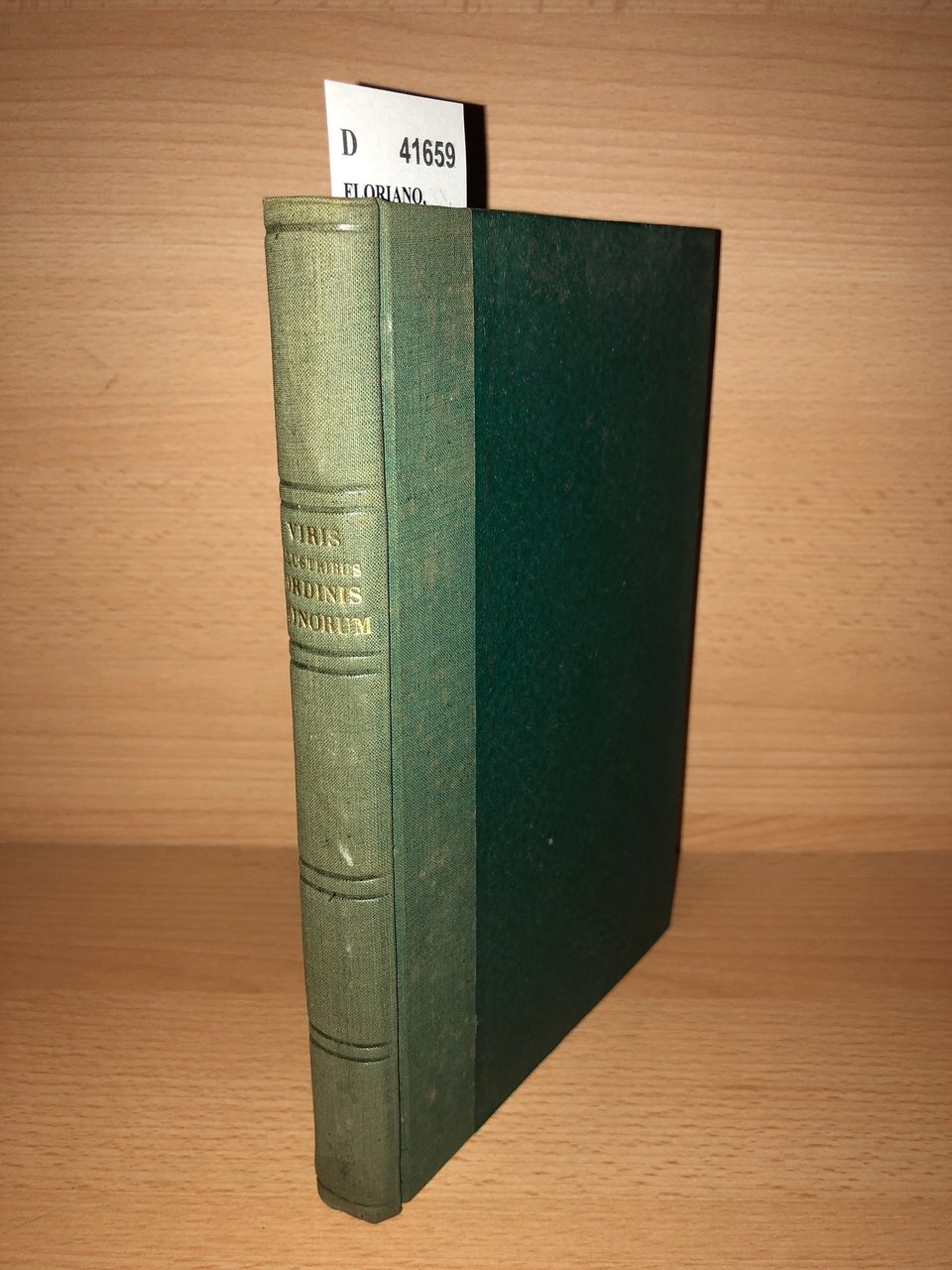 DE VIRIS ILLUSTRIBUS ORDINIS MINORUM srcipsit ---