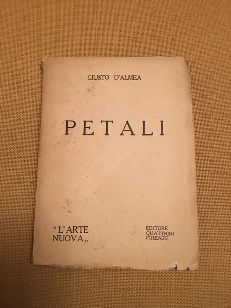 Petali.