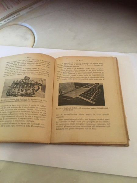 la tecnica costruttiva degli aeroplani.