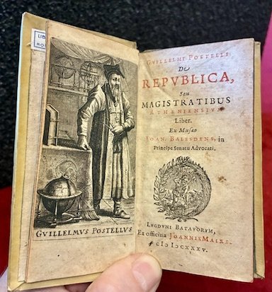 Guillelmi Postelli De Republica, seu Magistratibus Atheniensium Liber. Ex Musaeo … | Immagine principale