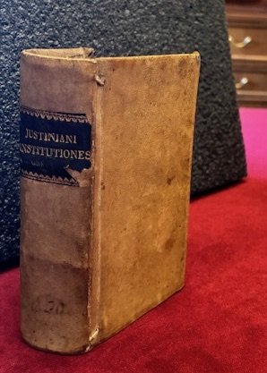 Institutiones | Immagine Gallery 2