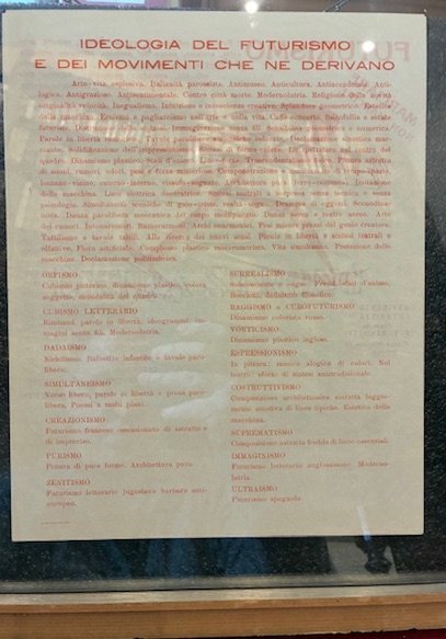 Marciare non marcire. Il Futurismo, religione di orgoglio italiano.