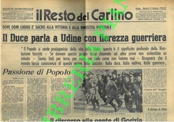 Il Duce parla a Udine con fierezza guerriera.