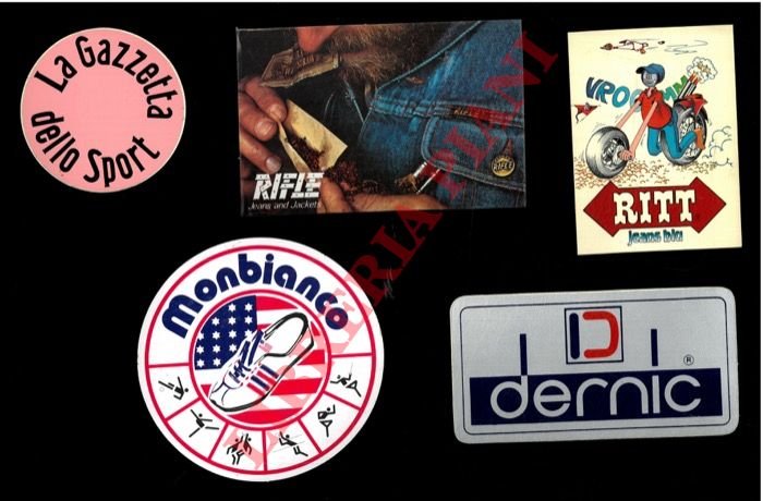 Adesivi pubblicitari : abbigliamento sportivo - scarponi & scarpe - … | Immagine Gallery 3