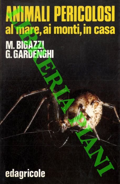 Animali pericolosi al mare, ai monti, in casa.