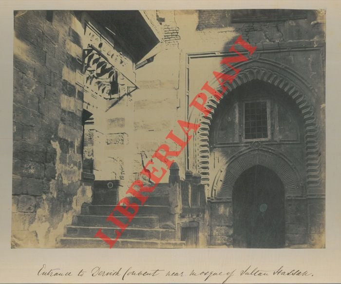 Cairo . Entrata al Convento dei Dervisci vicino alla Tomba …