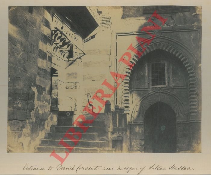 Cairo . Entrata al Convento dei Dervisci vicino alla Tomba …