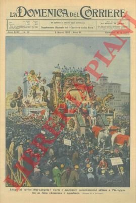 Carri e maschere carnevalesche sfilano a Viareggio, tra la folla …