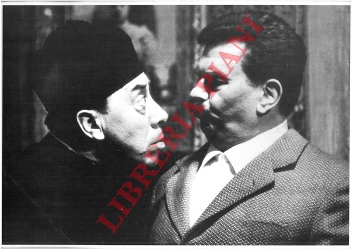 Fernandel & Gino Cervi (Don Camillo e Peppone).