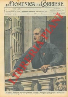 Il Duce, a Roma, dal balcone di Palazzo Venezia.