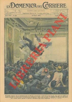 In un cinematografo di Parigi, sfondando i vetri di un …