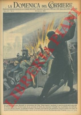 In un cinematografo un pazzo lancia quattro bombe tra il …