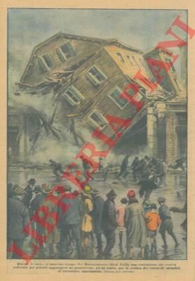 Nel Massachusetts (Stati Uniti), una costruzione che veniva sollevata per …