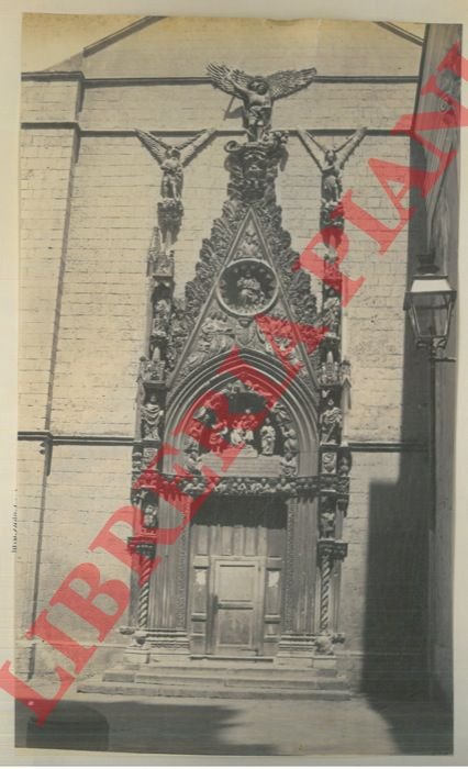 Porte, portali, ecc. di edifici sacri o civili, storici, antichi-
