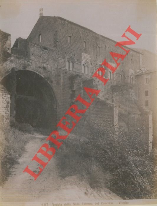 Viterbo. Veduta della Sala esterna del Conlcave.