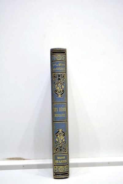 Les Héros modestes. Illustrations par G. Roux.