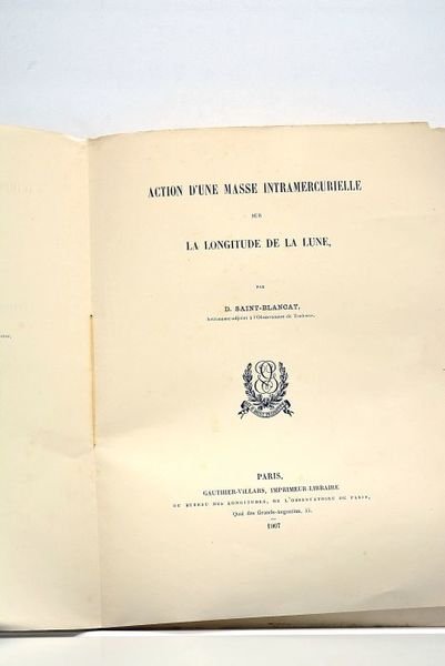 Action d'une masse intramercurielle sur la longitude de la lune.