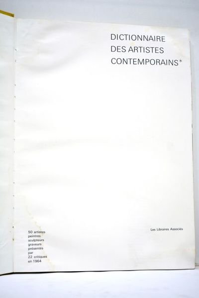 DICTIONNAIRE des artistes contemporains. 50 artistes peintres sculpteurs graveurs présentés …