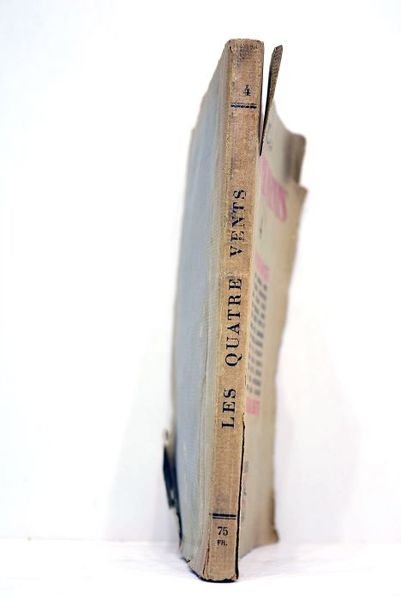QUATRE (Les) vents. Cahiers de littérature IV. L'évidence surréaliste. Textes …