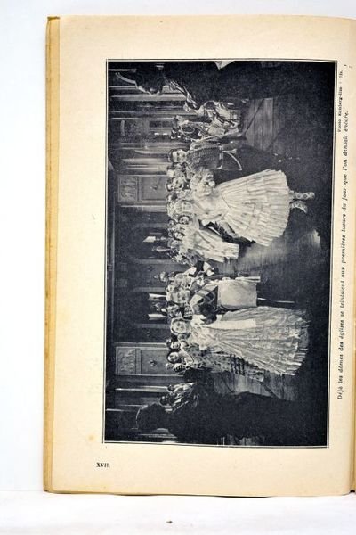 Les serfs. Roman abondamment illustré par les photographies du film …