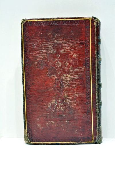 PAROISSIEN dédié aux Dames, conteant l'Office des Dimanches et Fêtes …