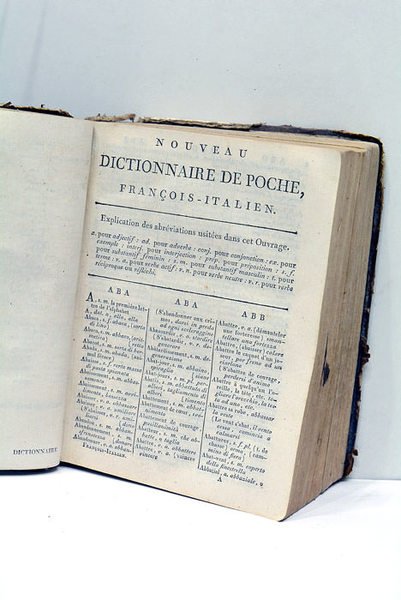 Nouveau dictionnaire de poche, françois-italien, abrégé de celui d'Alberti; enrichi …