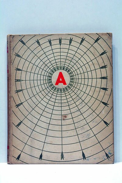 La Lettre écarlate. Traduit de l'anglais par Henry Langon. Frontispice …