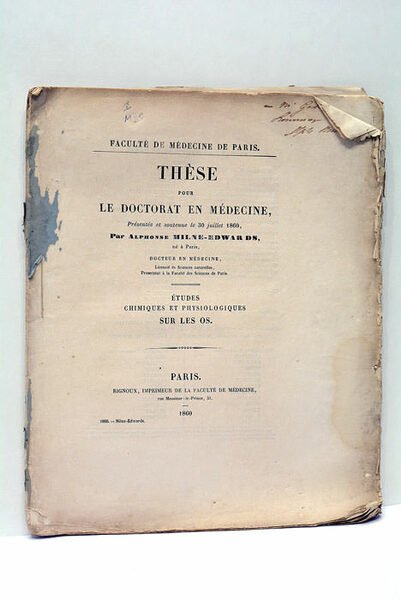 Etudes Chimiques et Physiologiques sur les Os.