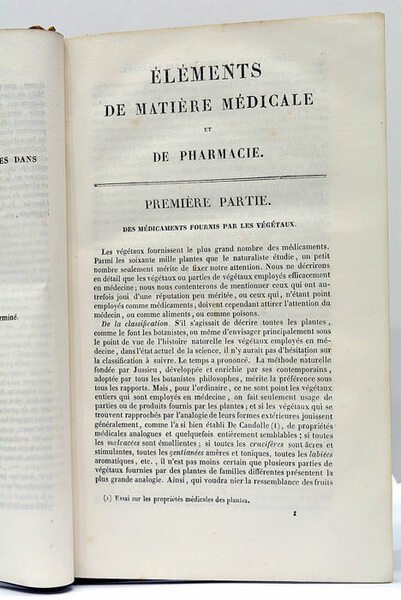 Eléments de Matière Médicale et de Pharmacie, contenant la description …