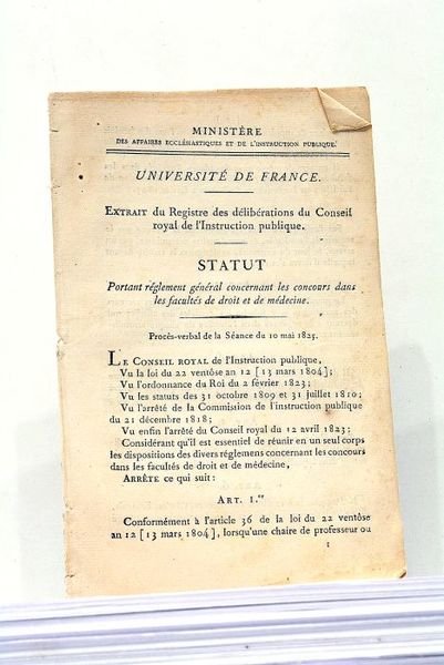 UNIVERSITE de France. Extrait du Registre des délibérations du Conseil …