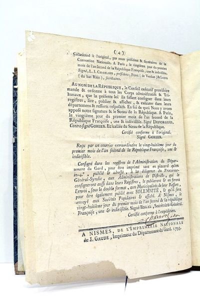 1). DECRET (.) portant que le Gouvernement provisoire de la …