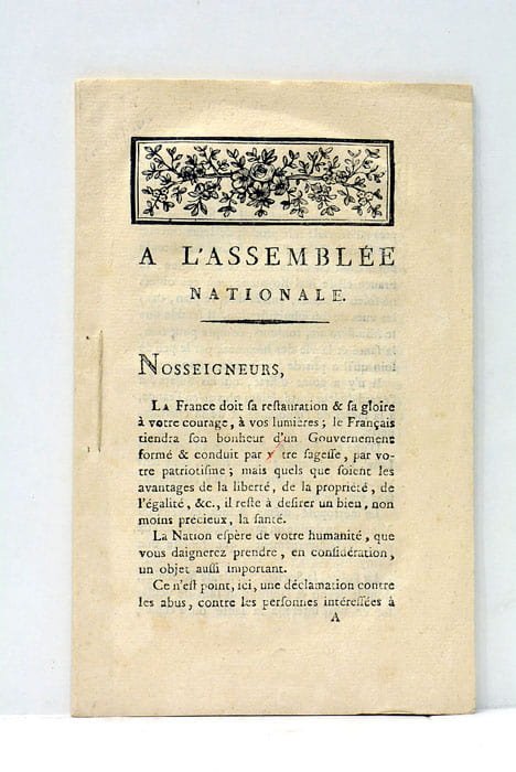 A l'Assemblée Nationale.