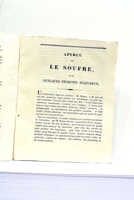 Aperçu sur le Soufre, et sur quelques produits sulfureux, présenté …