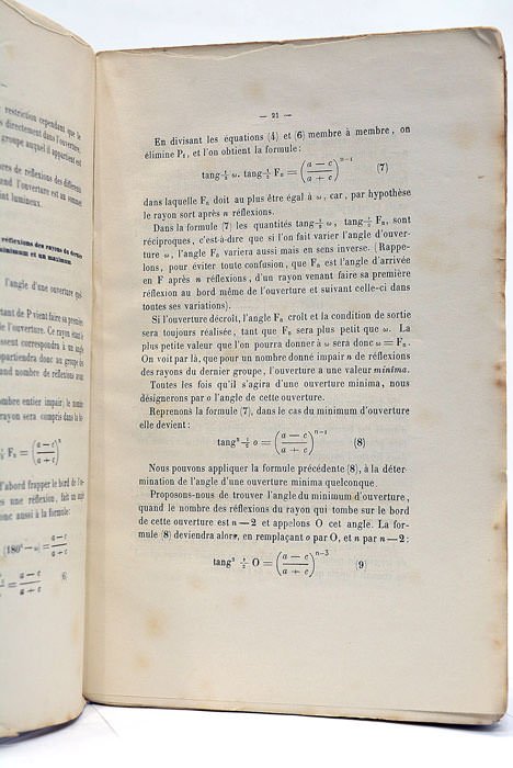 Condensateurs de Lumière ou Appareils à projeter la lumière basés …