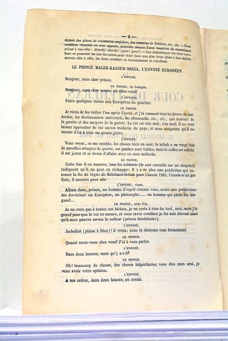 COUR (La) de Téhéran ou Ne Réveillez pas le Chat …