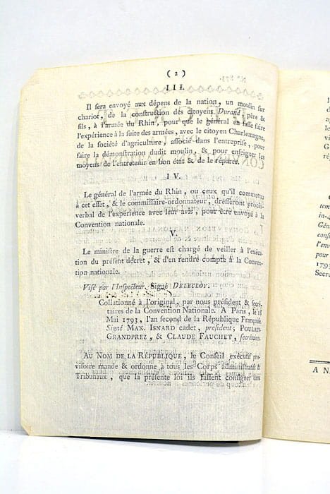 DECRET DE LA CONVENTION Nationale, relatif aux Moulins à bras …