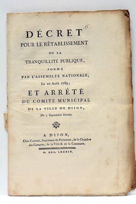 DÉCRET POUR LE RÉTABLISSEMENT DE LA TRANQUILITÉ PUBLIQUE, formé par …