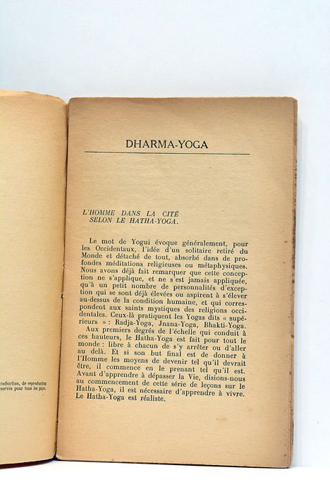 Dharma-Yoga. L'homme dans la cité selon le Hatha yoga.