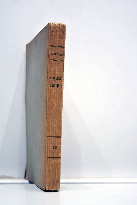 Dialogues critiques.