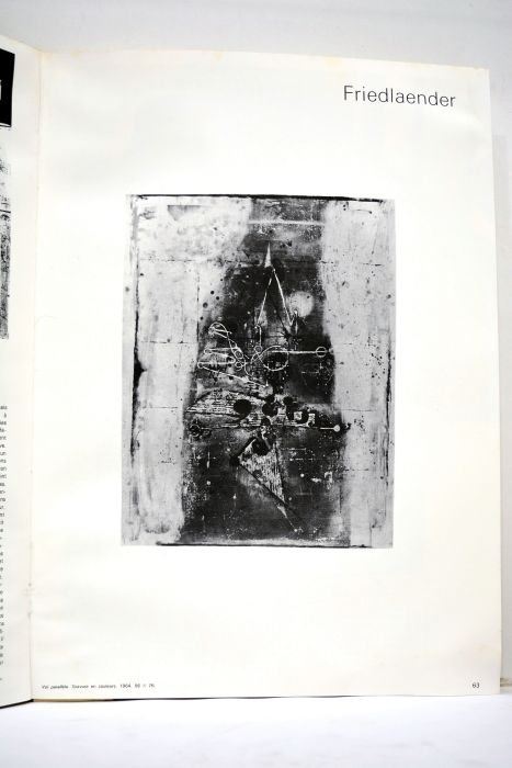 DICTIONNAIRE des artistes contemporains. 50 artistes peintres sculpteurs graveurs présentés …