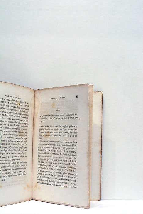 Essai sur la religion des gens du monde.