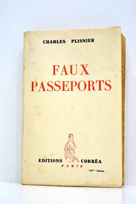 Faux passeports.