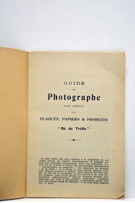 GUIDE du Photographe pour l'emploi des plaques, papiers, et produits. …