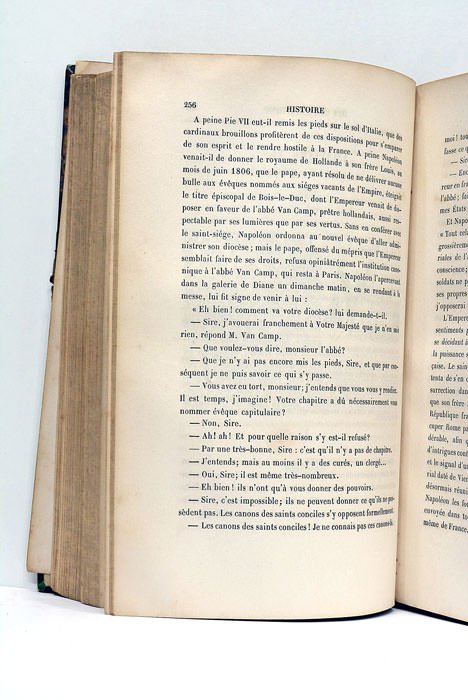 Histoire des conspirations et attentats contre le Gouvernement et la …