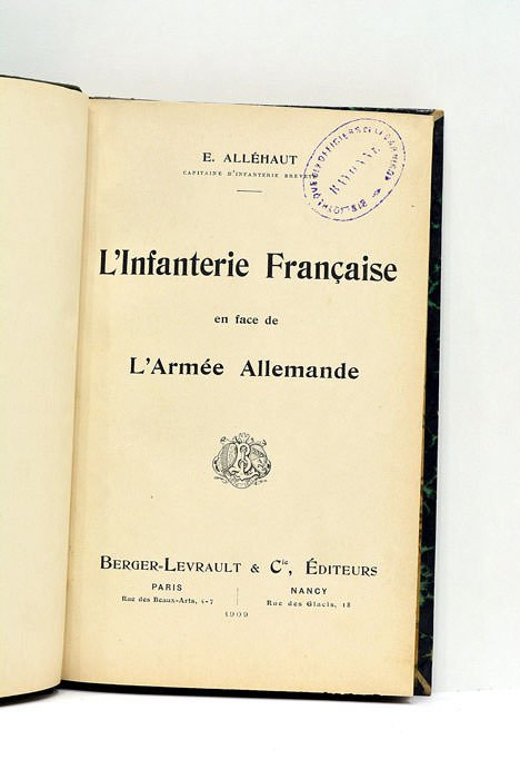 L'infanterie française en face de l'armée allemande.